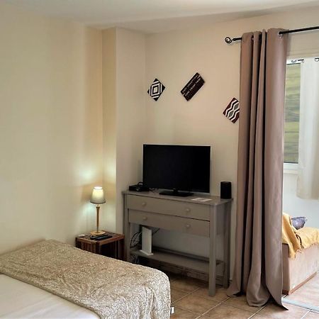 דירות Grand Studio Lumineux - Saint Gilles Les Bains מראה חיצוני תמונה